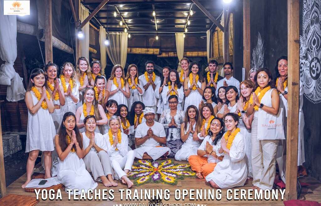 200 Hour Yoga Teacher Training in Bali : BaliYogaSchool