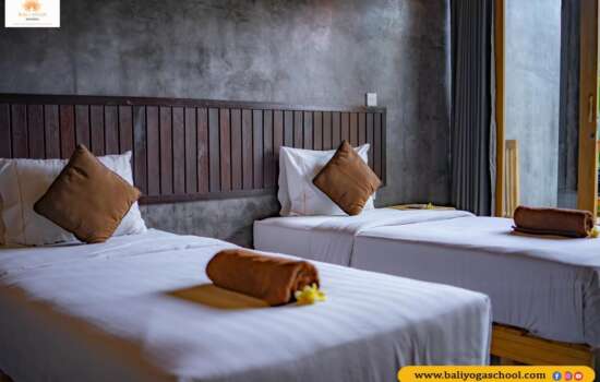 bali yoga school shared room (1)