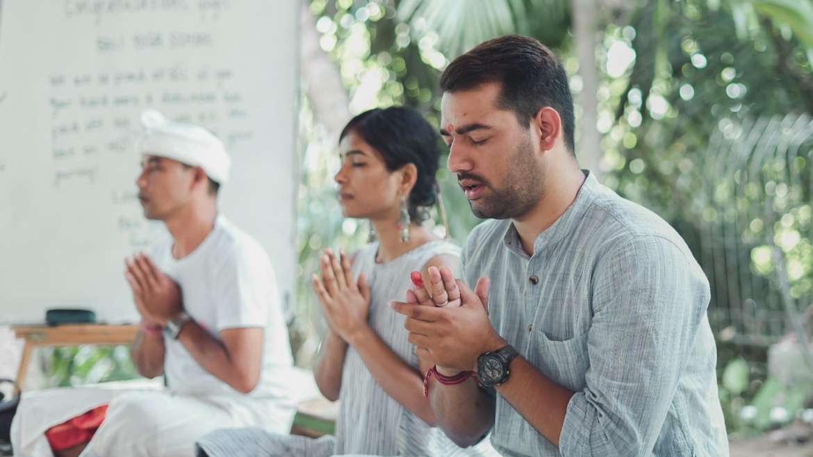 yoga teacher training in caost arica