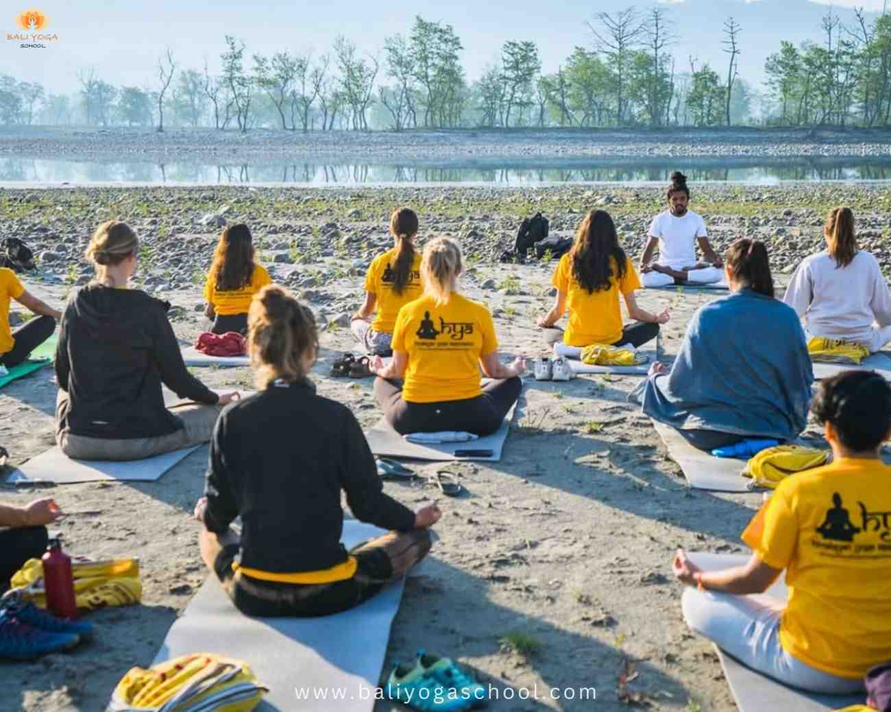200 hour yoga teacher training in Rishikesh India - meditation class 200 hour yoga teacher training in Rishikesh India - meditation class