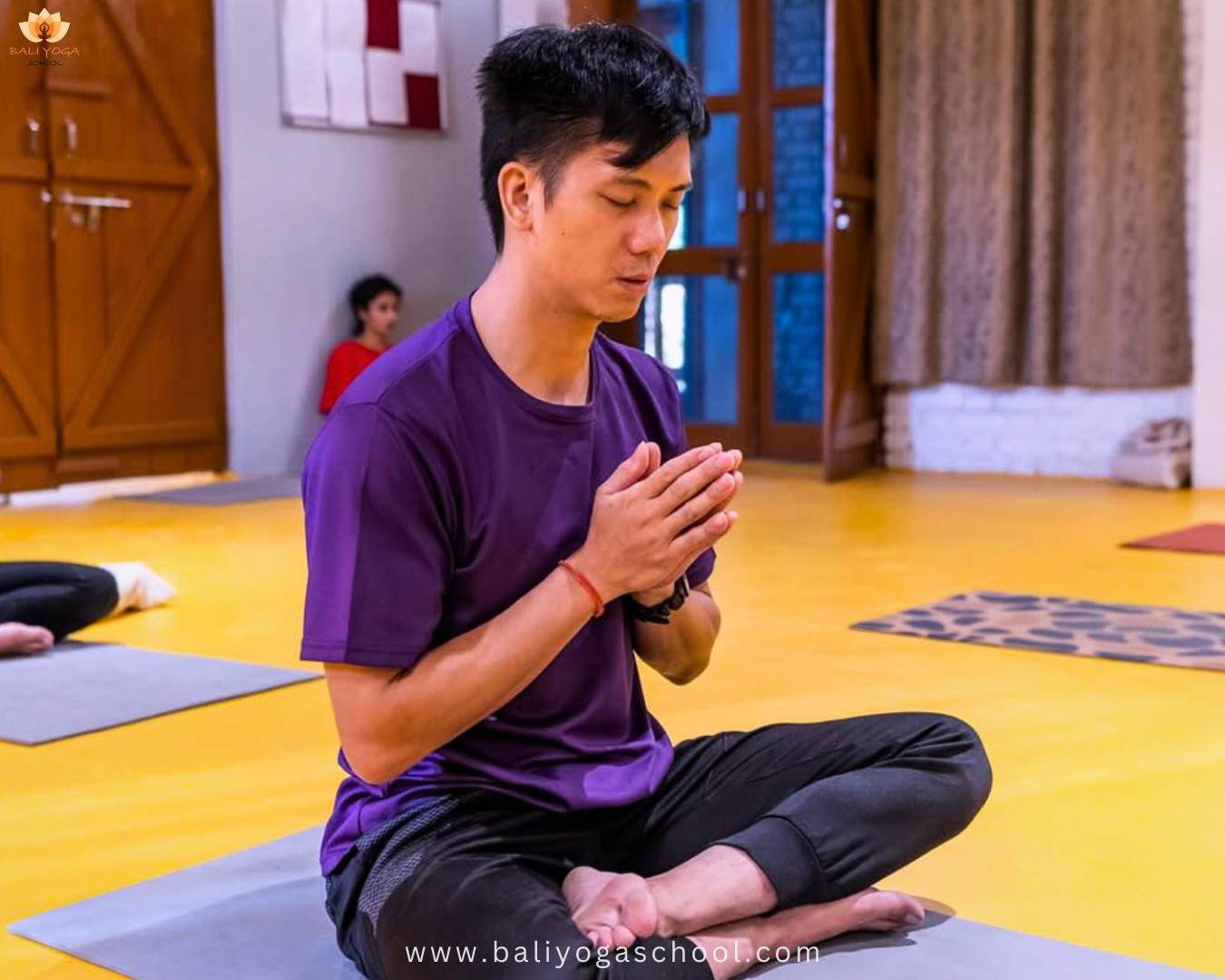 200 hour yoga teacher training in Rishikesh India - mudra 200 hour yoga teacher training in Rishikesh India - mudra