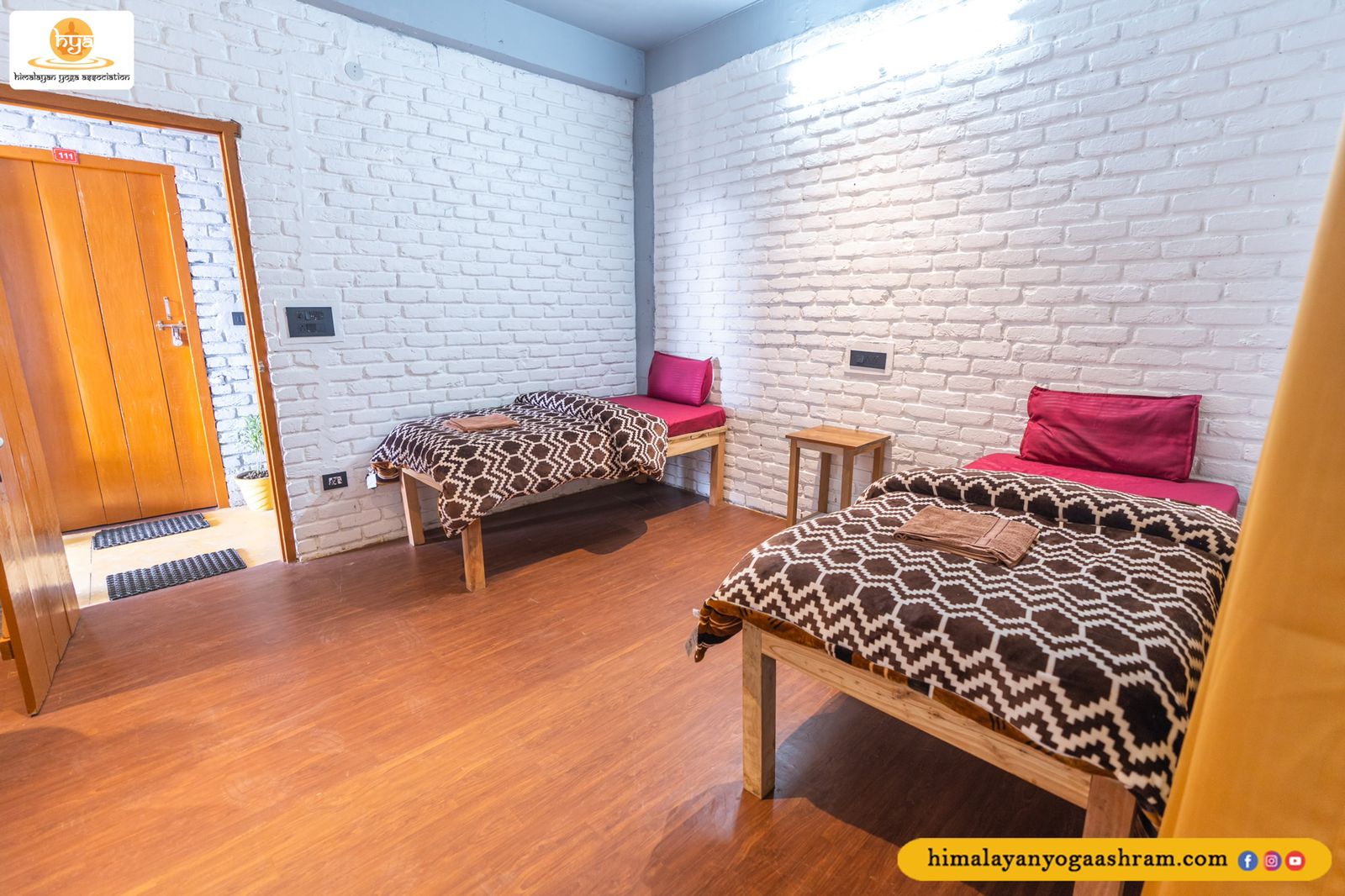 Himalayan Yoga Ashram in Rishikesh India bedroom