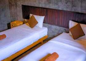 shared room picture Bali Yoga School