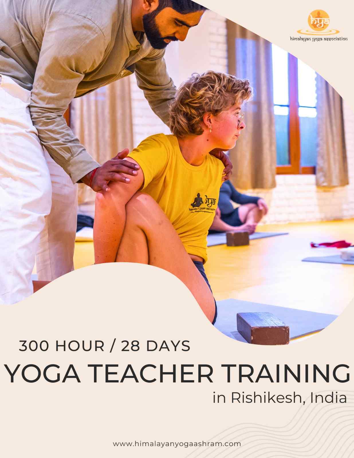 300 hour yoga teacher training in Rishikesh India HYA