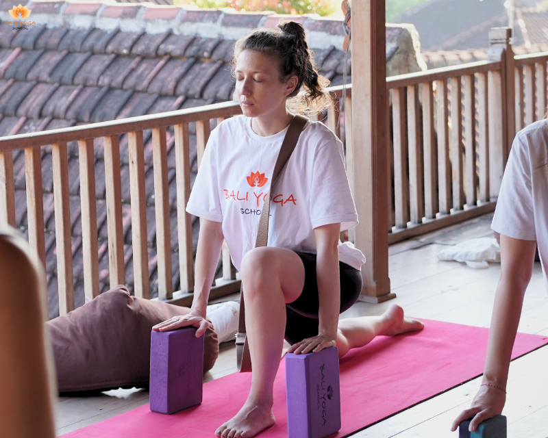 Yin Asanas 200h Yin Uluwatu