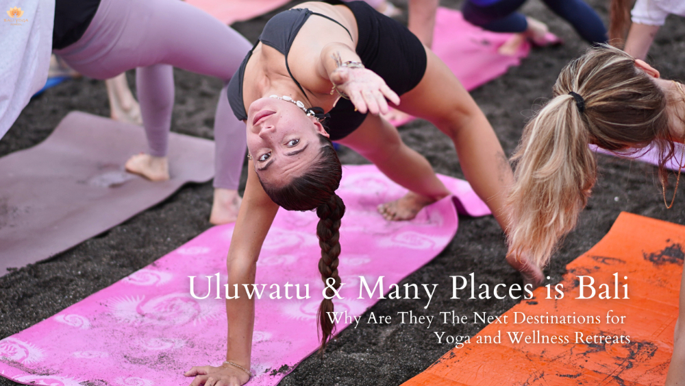 girls doing yoga in uluwatu bali yoga school