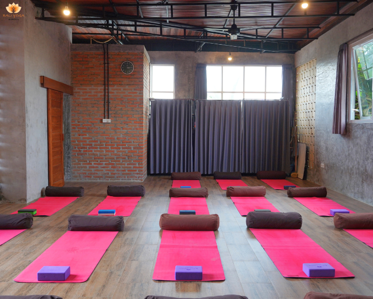 Yoga Teacher Training Practice Session