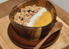 TROPICAL MANGO COCONUT SMOOTHIE BOWL.jpg (1)